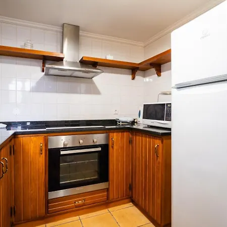 Pensionat Guestready - Casa Martins Machico (Madeira)